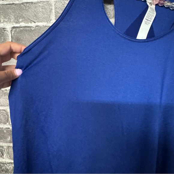 NWT Lululemon Essential Tank top Pleated shirt LARK Blue - Picture 3 of 10